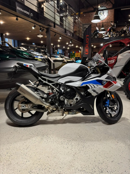 ВMW S1000RR 2025